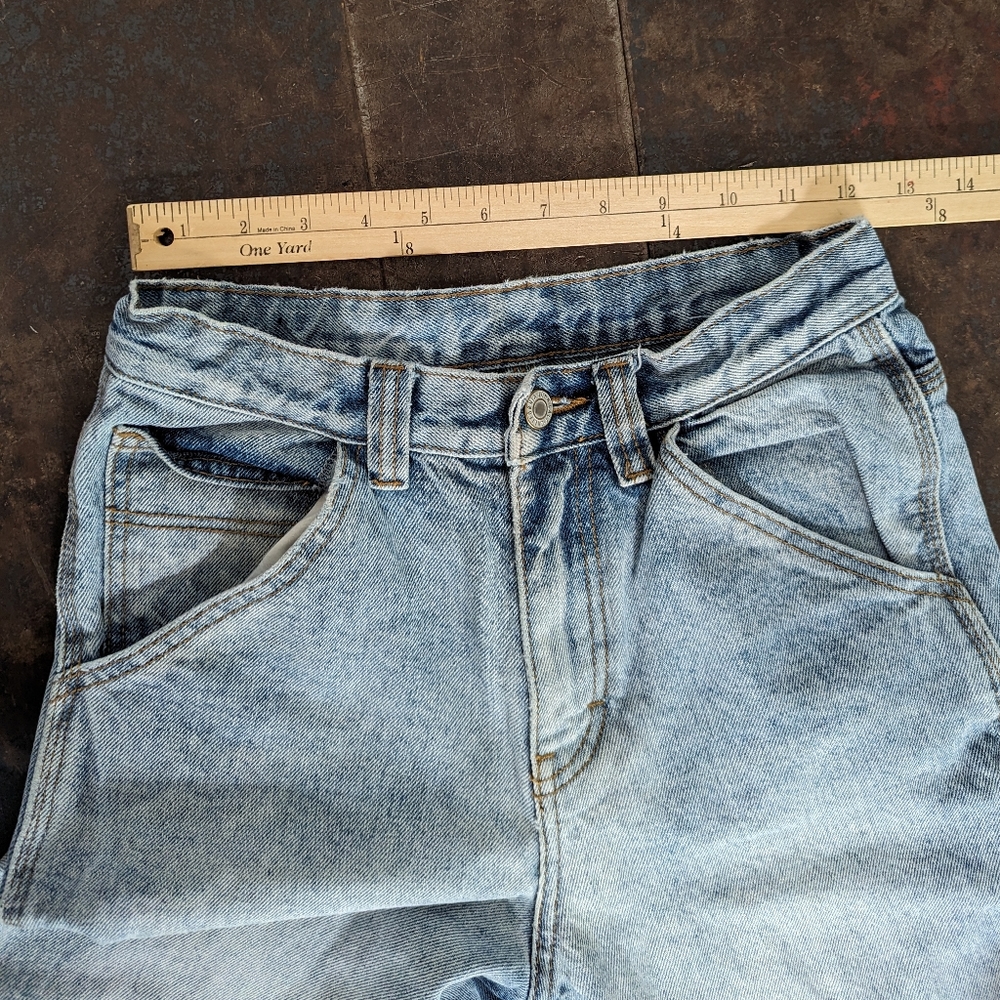Brandy Melville / J. Galt light wash wide leg cargo jeans - Picture 5 of 6